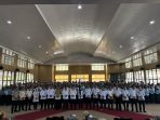 Bupati Way Kanan Serahkan Surat Keputusan (SK) Kepada 400 Orang Pegawai Pemerintah Dengan Perjanjian Kerja (PPPK) Tenaga Guru, Kesehatan dan Teknis Formasi Tahun 2024 Kabupaten Way Kanan