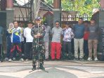 Sambut HUT TNI Ke-80, Kodim 0424/Tanggamus Gelar Bakti Teritorial Prima Pembersihan Bibir Pantai
