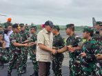 Komandan Kodim 0427/Way Kanan Letkol Arm Sigit Windarto, S.Sos., M.Han Sambut Kedatangan Menteri Pertahanan Republik Indonesia Jenderal (Purn) Sjafrie Sjamsoeddin